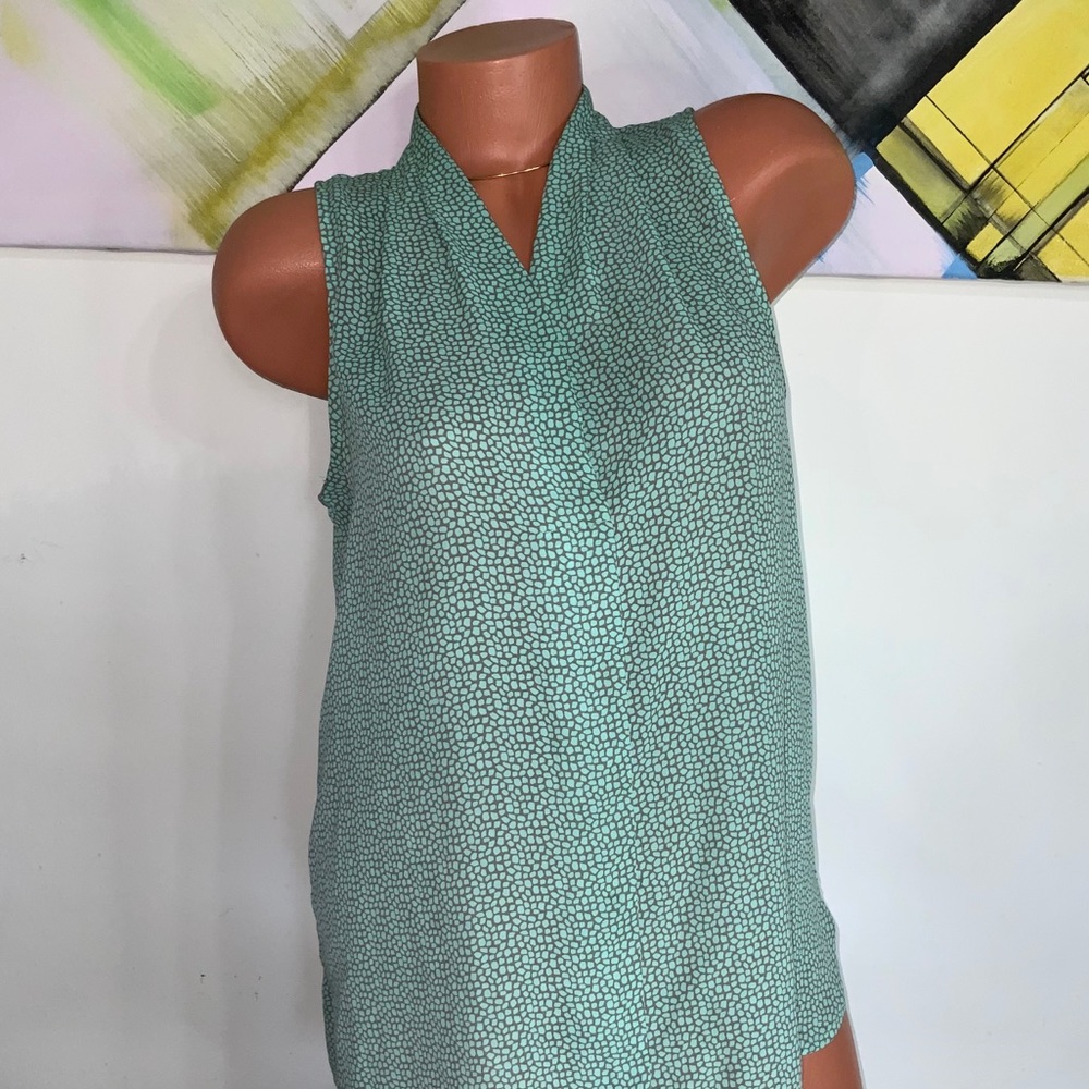 Vince Camuto work blouse top green pattern mint M